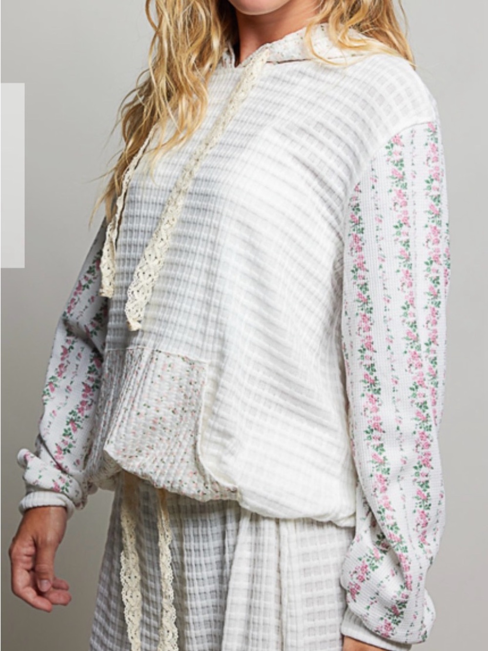 POL Cream Floral Waffle-Knit Hoodie - Picture 3 of 6